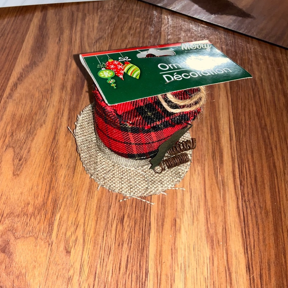 ⭐️10-4-$10 - Red Plaid Christmas Ornament Decoration